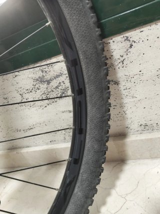 Bicicleta KTM Myroon Carbono