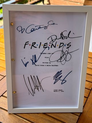 Guion Friends - 1x01 con logo