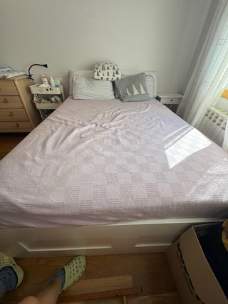 Cama Brinmes Ikea 140x200 con cajones