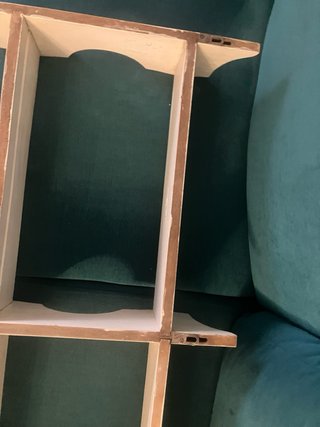 Estantería vintage de pared blanca