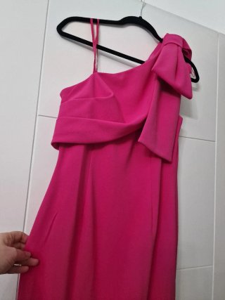 Vestido largo fucsia Adriana Papell