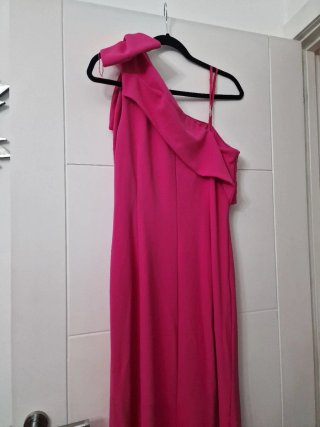 Vestido largo fucsia Adriana Papell