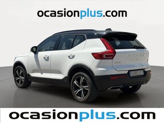 Volvo XC40 T3 R-Design Auto 120 kW (163 CV)
