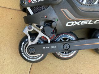 Patines en línea talla 43 con protecciones