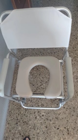 Silla de baño de aluminio
