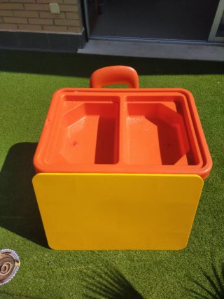 Mesa infantil de 0 a 4 años plástico experimenta