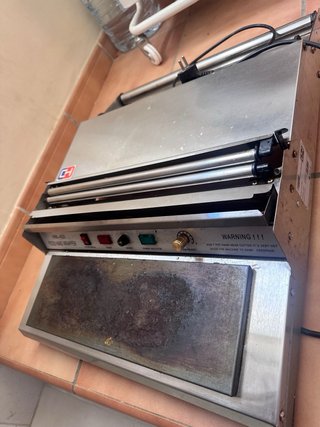 Retractiladora de sellado profesional
