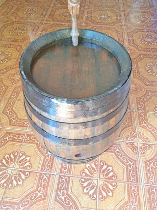 Barril de vino de madera