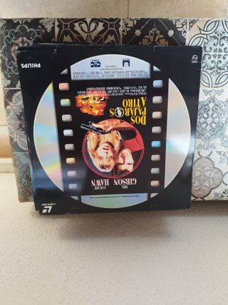 Laserdisc Dos Pájaros y un Tiro