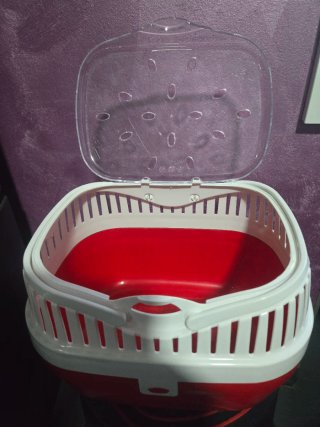 Trasportino rosso per roditori 28x22x22 cm.
