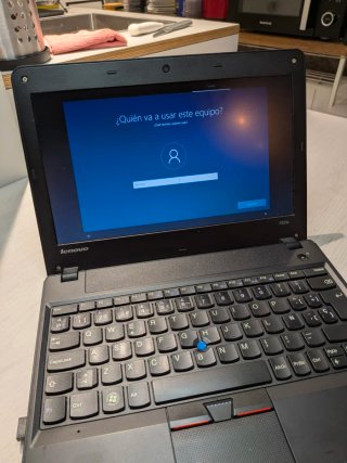 Lenovo ThinkPad X121e Ultraportátil