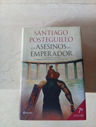 Libro Santiago Posteguillo