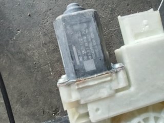 Elevalunas Delantero Derecho Peugeot 308 5 Puertas