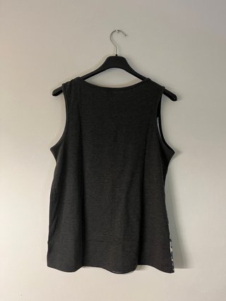 Lote de 2 camisetas de verano SHEIN - SIN ESTRENAR