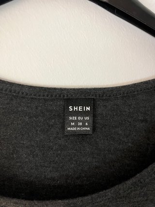 Lote de 2 camisetas de verano SHEIN - SIN ESTRENAR