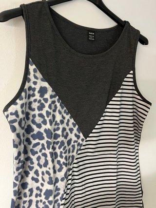 Lote de 2 camisetas de verano SHEIN - SIN ESTRENAR