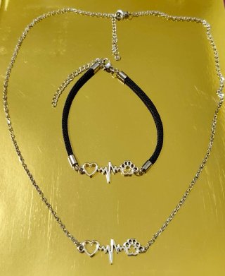 Conjunto bisutería huella/corazón/ latido
