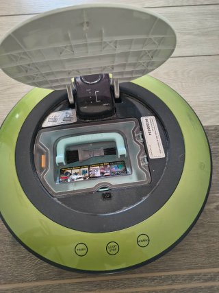 LG Hom Bot Robot Aspirador LR591