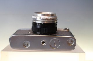 Cámara fotográfica telemétrica 35 mm Yashica Minister-D 1963.