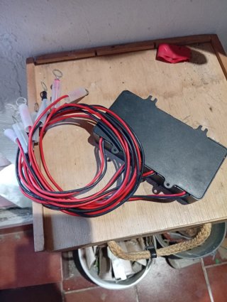Equalizzatore 24/48V per batterie