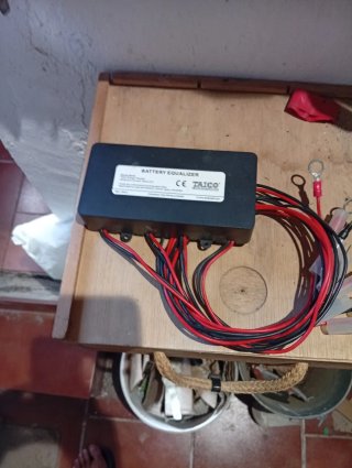 Equalizzatore 24/48V per batterie