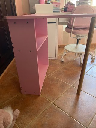 Escritorio infantil rosa