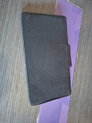 Billetera Kipling ,compartimentos para tarjetas