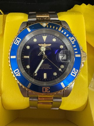 Reloj Invicta Pro Diver Azul y Dorado
