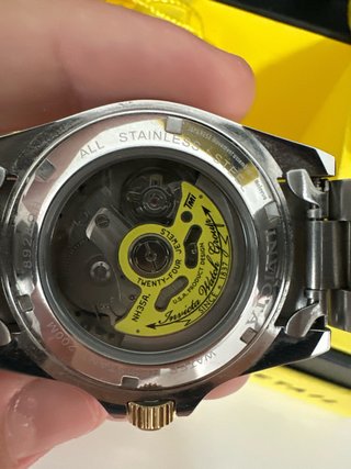 Reloj Invicta Pro Diver Azul y Dorado