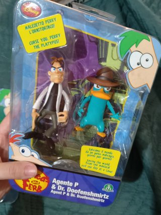 Phineas y Ferb Figuras Disney perry adorno mattel