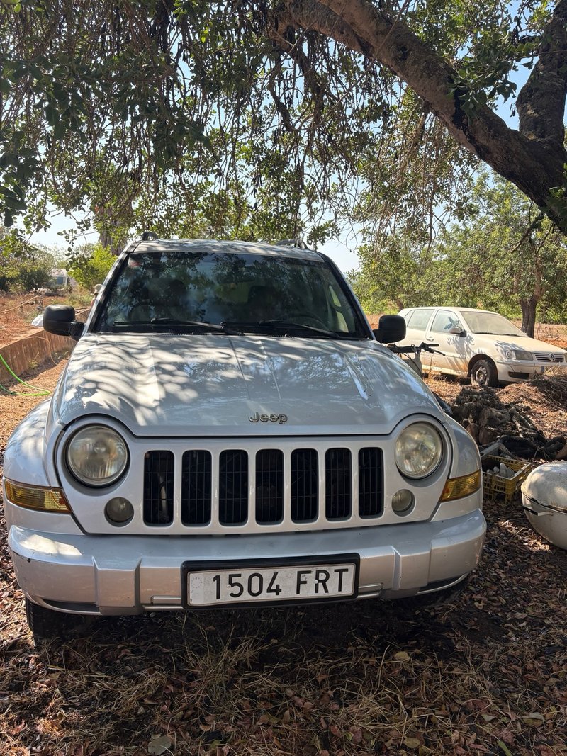 Jeep Cherokee 2007 - foto 1