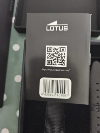 Reloj Lotus Negro Nuevo
