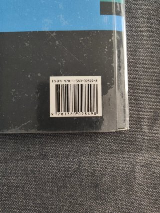 FUTURE PROSPECTS 1 Student's book: libro de tex...