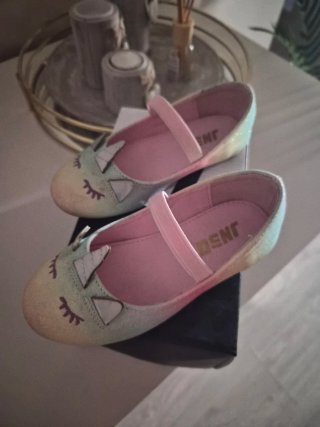 Zapatos niña unicornio brillantes Talla 25