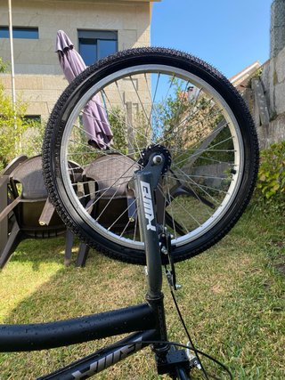 Bicicleta BMX Negra