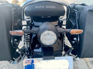 Moto Guzzi V7