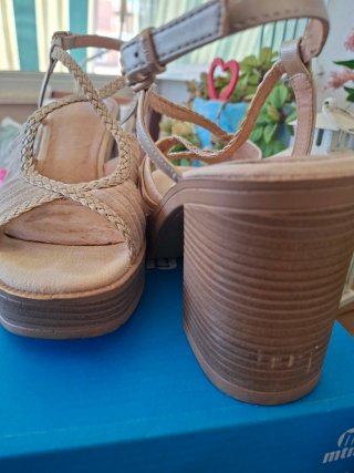 Sandalias Mustang Plataforma