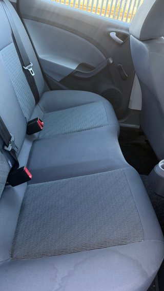SEAT Ibiza pegatina C de la DGT