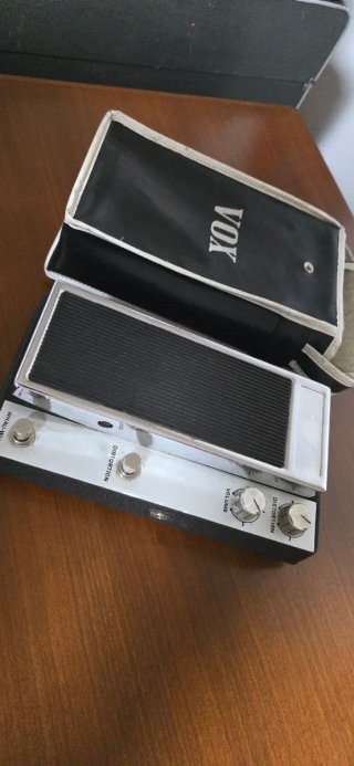 Pedal VOX Wah/Distortion Vintage 70,s