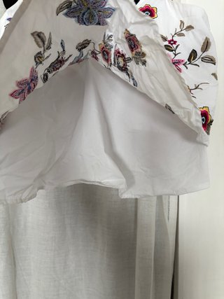 Blusa Stradivarius floral talla M