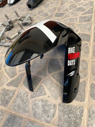 Carenado Suzuki GSX-R 750 k8 Negro