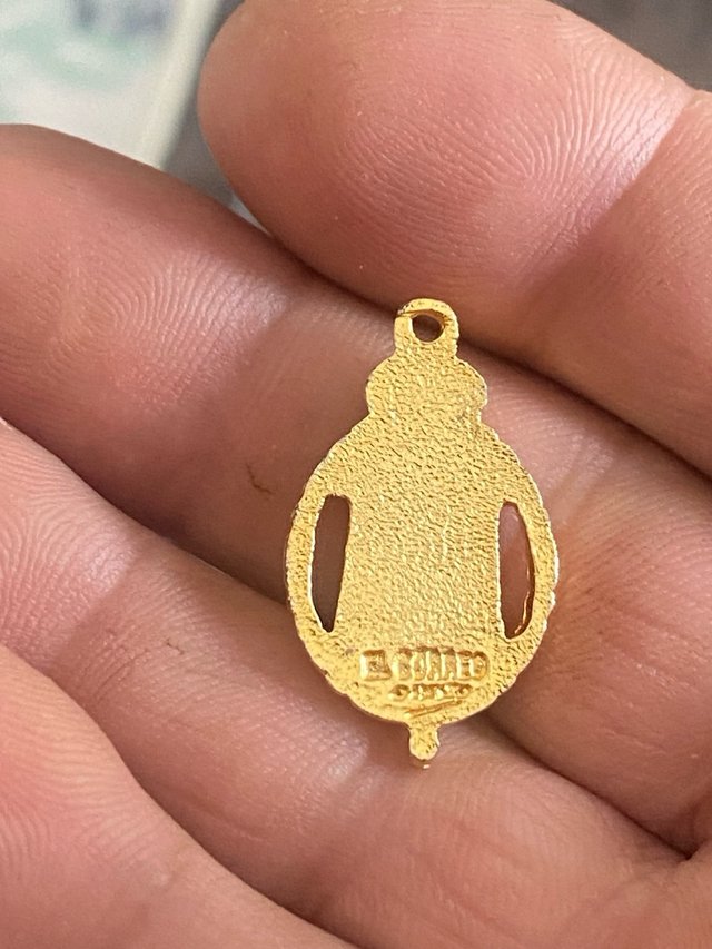Medaglie di Virgen del Rocío y Carmen