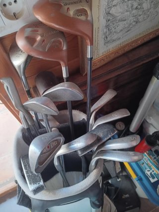Set di mazze da golf Ping e legni TaylorMade