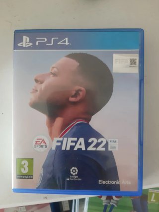 PS4 (PlayStation 4) Nera + 2 Controller + 6 Giochi