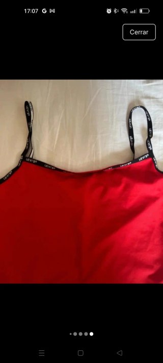 Body rojo tirantes negros Levis