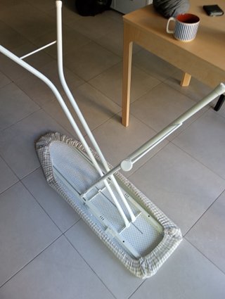 Tabla de planchar plegable