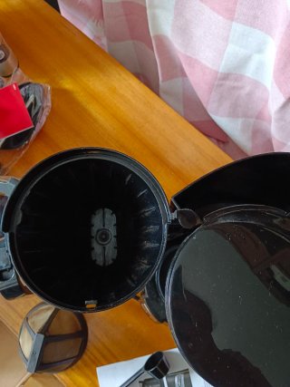 Cafetera Delonghi Goteo Negra