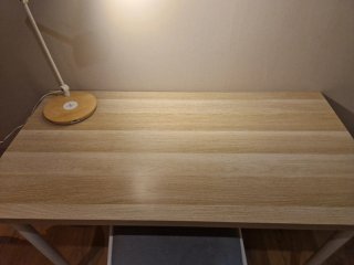 Mesa y silla de oficina Luminaria Ikea Nymane