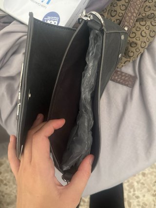 Borsa YK2 nera con dettagli argento