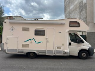 Autocaravana capuchina 6 plazas